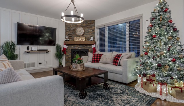 The Emerald near Lafontaine beach for family stays