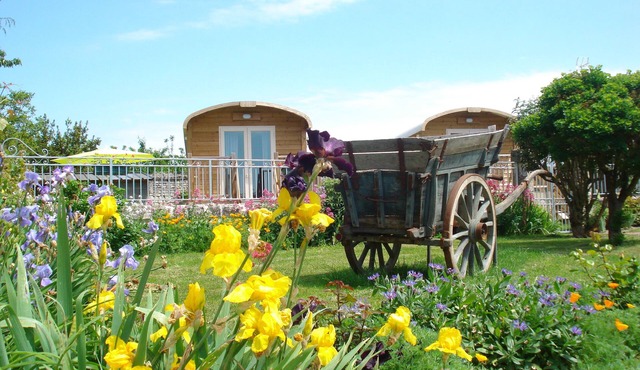 THE "EMILIE" CARAVAN