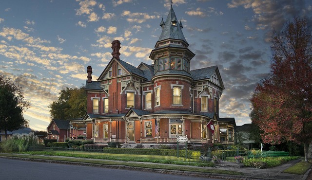 The Empress of Little Rock