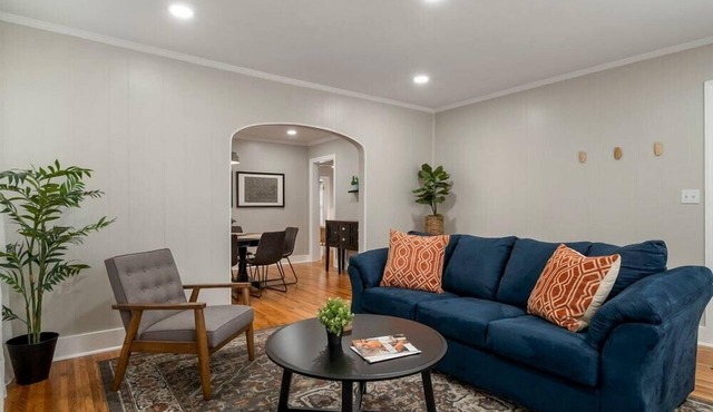 The Enchanting Home @TU & Cherry Street