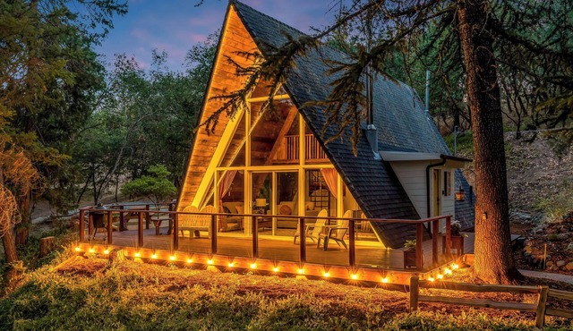 The Epic A - Hot Tub and Views on an Acre