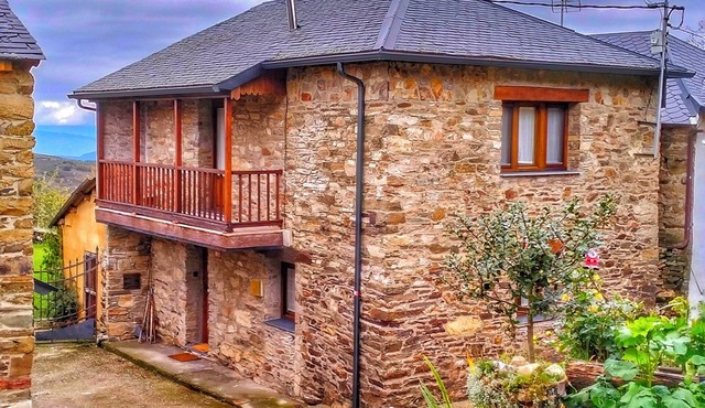 The Casina de la Yeye San Cristóbal de Valdueza