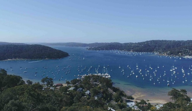 The Esplanade Peak - an "Lookout" over Pittwater