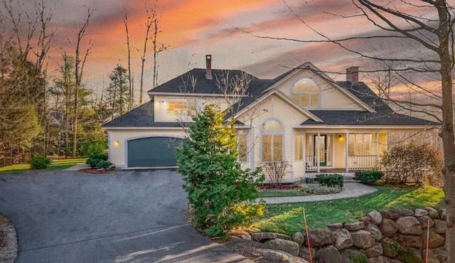 The European Estate | Views, Hot Tub, Sauna & Gym
