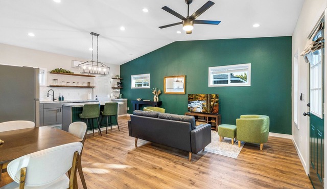 The Evergreen Escape - Spacious 1 bed Unit