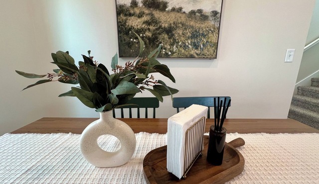 The Evergreen – Modern, cozy home near Bentonville