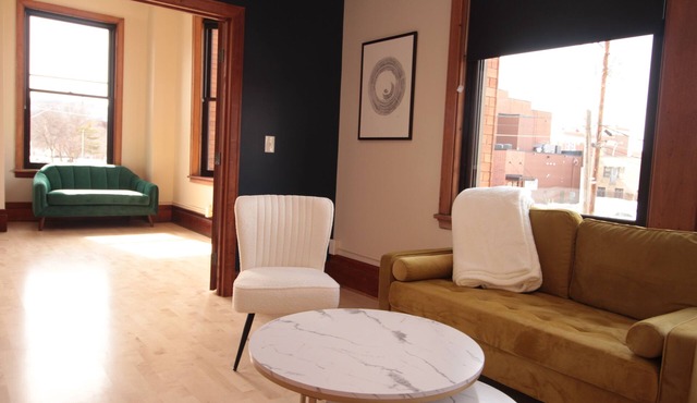 The Exchange 23 | Historic Bldg, 1 BR, Dwntwn