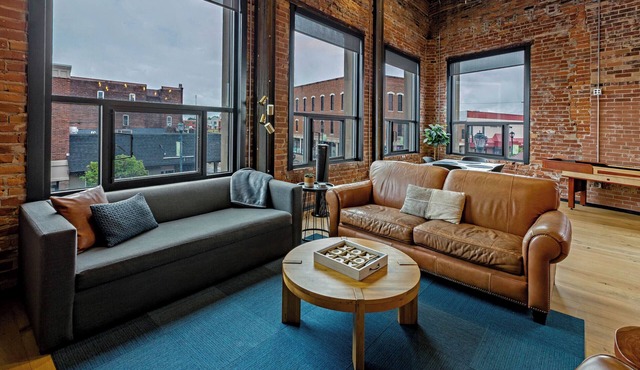 The Exchange. Big Luxury Loft, XCHNG. Modern Loft in the heart of Effingham.
