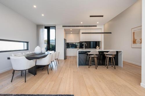 The Executive in Caulfield South