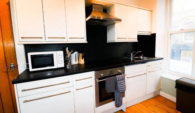 The Exquisite 2 Bed Apartment in Dewsbury