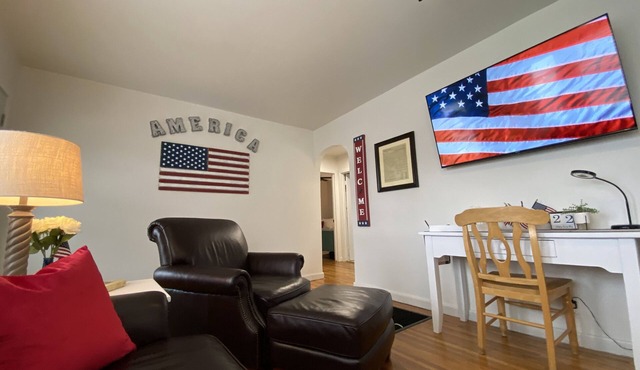 The Extraordinarily Striking American Bungalow