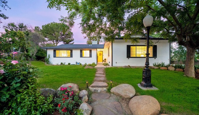 The Fairway House at River Island Golf Course