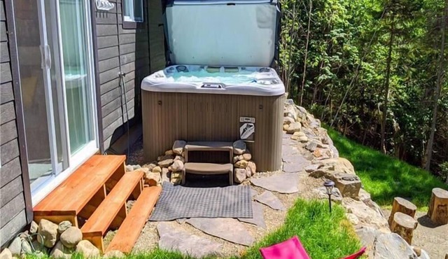 THE FAIRY- CHALET WITH SPA