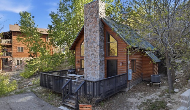 The Family Bear Cabin at Mt. Lemmon Hotel