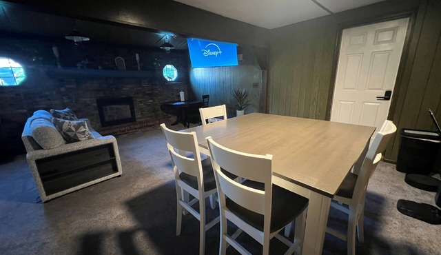 The Family Escape Ranch (Large Listing)