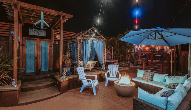 The Famous Zen Den one block from the water