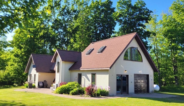 The Farmhouse At Aura Orchards