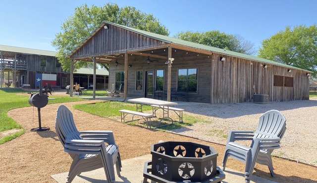The Farmhouse at Copperas Creek