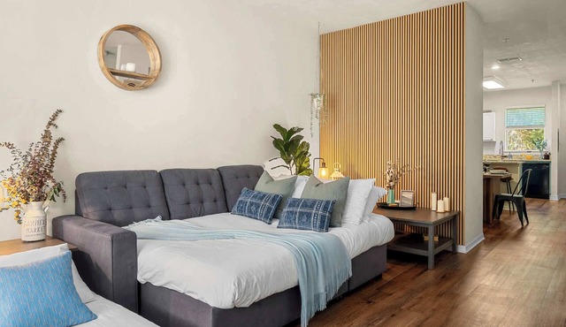 The Farmhouse at Oaks | Full Kitchen Near I75