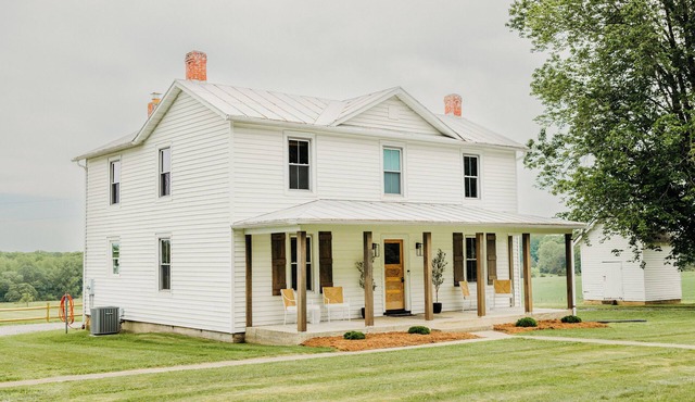 The Farmhouse At Oak Creek Farm