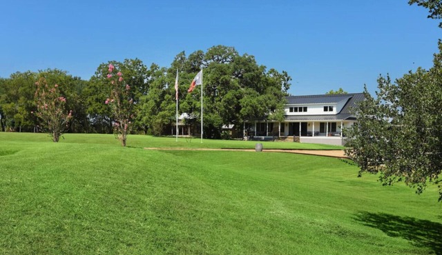The Farmhouse @ The Lone Star Farm