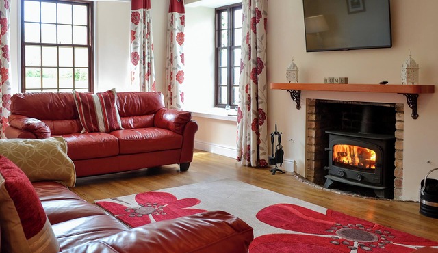 The Farmhouse - UKC1339