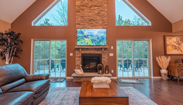 The Fawn Château w/Game Room & sauna