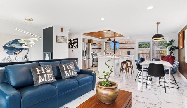 The Federal Way Modern Retreat - 4Bd 3Bath Near Airport & Redondo Beach
