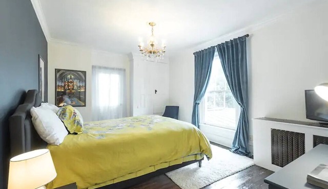 The Fenton Room in historic Holladay House