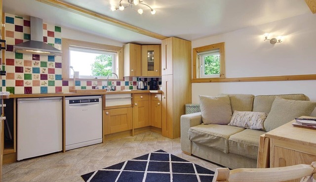 "The Ferns" One Bedroom Country Lodge