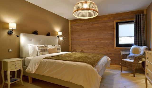 THE FIELDS OF PIOLAN. Cottage.