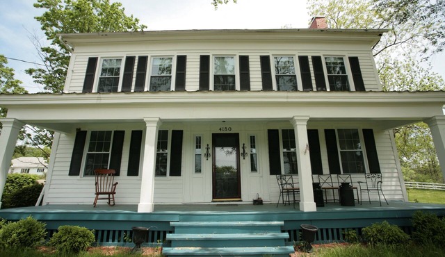 The Finger Lakes during winter - who knew frozen waterfalls were so amazing!