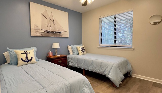 The First Mate’s Lounge