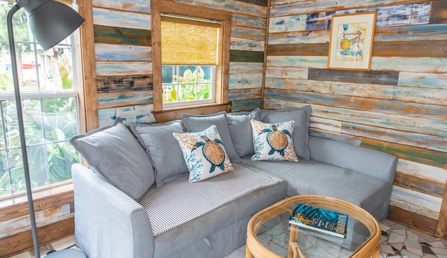 The Fish Cabin is perfect for a relaxing beach vacation!
