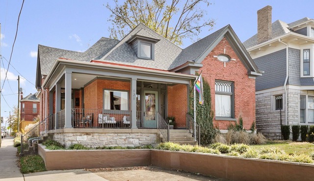The Fitzgerald a DESIGNER Home in Heart of East Nashville, Minutes to Downtown