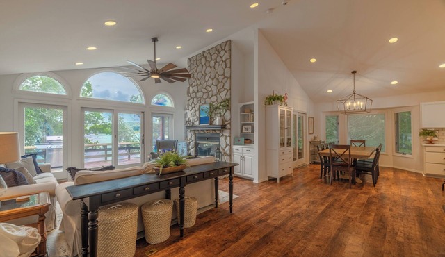 The Flamingo's Nest by Innsbrook Vacations!