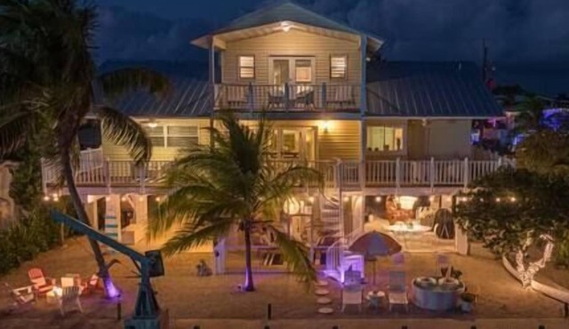 The Flamingo-Water Front Key Largo Retreat