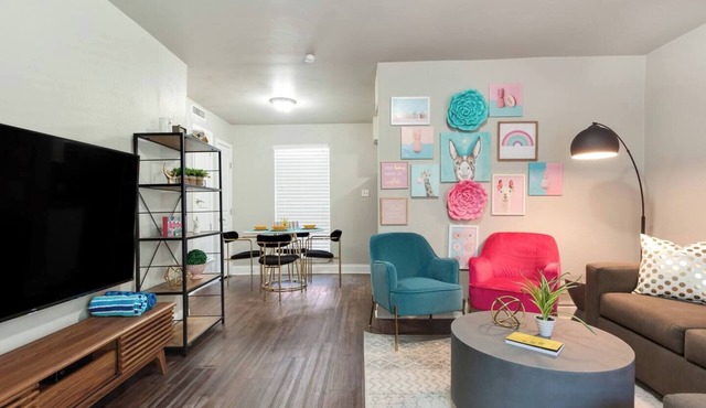 The Flamingo | Whimsical | Central AUS | Sleeps 5