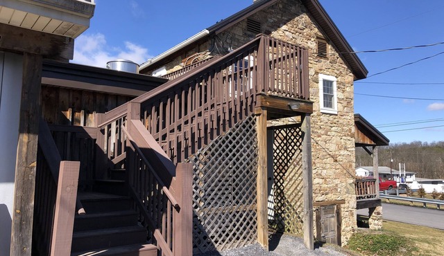 The Flat above Horn O Plenty Freshtaurant