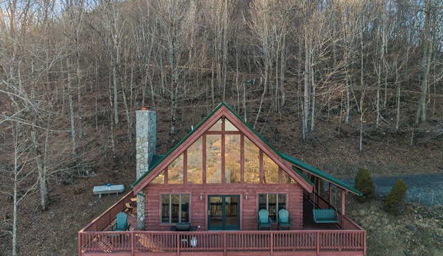 The Flight Deck, Amazing Views, Sleeps 14, Firepit, Bunks, Game Room