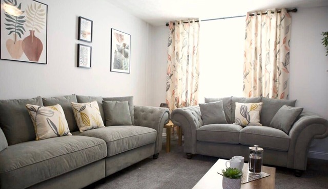 The Flintshire - 3 Bedroomed House - Flint