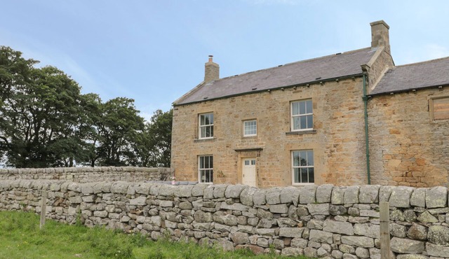 THE FOLLY, pet friendly, country holiday cottage in Belsay