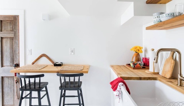 The Forest Door - Studio Suite in Stone Cottage