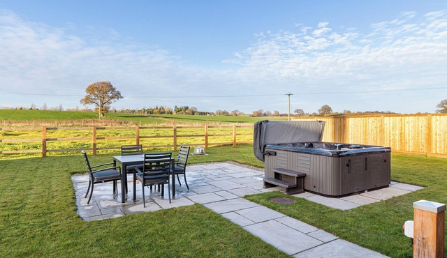 The Foundary - UK36319