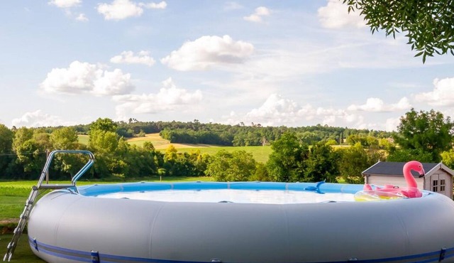 The Fountain and the roses