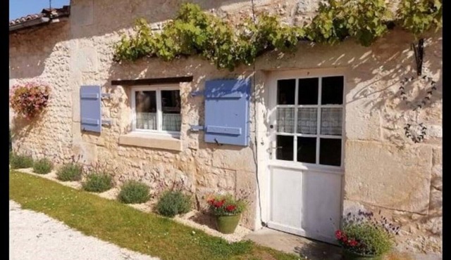 The Fox House, disability access on the Dordogne/Charente bordernQuiet retreat