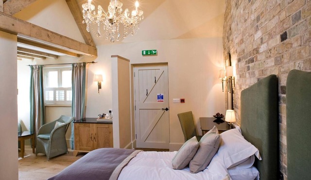 The Fox Inn by Greene King Inns