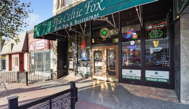 The Fox Loft 200