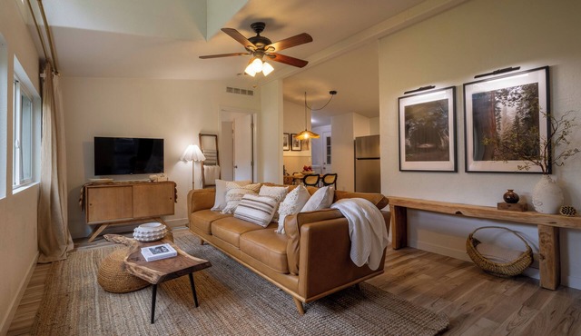 The Fox Tail, a peaceful home in Three Rivers, CA - near Sequoia National Park