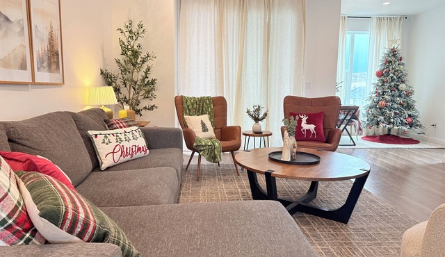 The Foxtrot on Mesa Arch Lane, a Crafty Casitas townhome packed with goodness